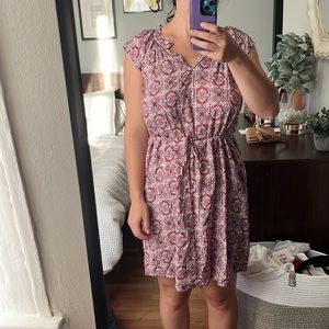 Loft pink flowered ruffle sleeve tie waist work dress